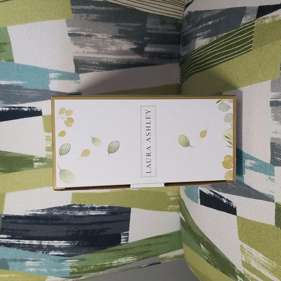 Laura Ashley 3 Piece Cherry Blossoms Battery Operated LED Candle Set - Picture 5 of 11